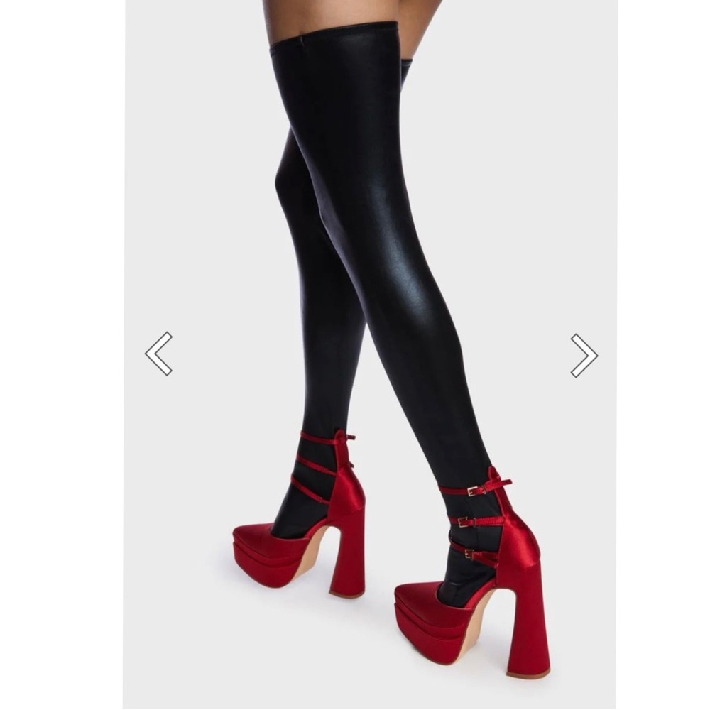 So Me Love Call Me Up Red Satin Platform Heels Size 7